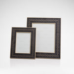 L-Chain Photograph Frame